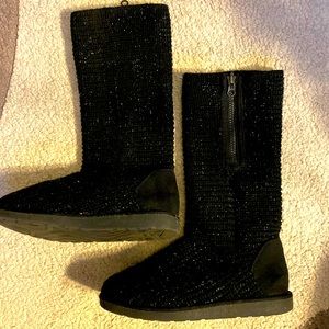 Sparkly black woman’s boots